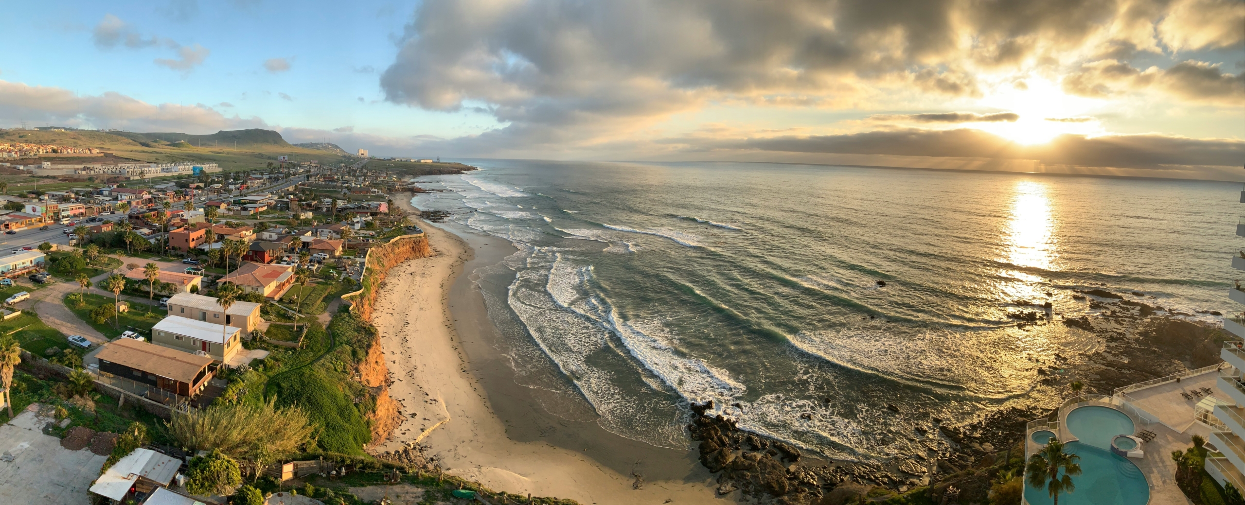 Exploring the Best Seasonal Activities in Rosarito 3 photo 1581661665191 26f2ee761f9a scaled
